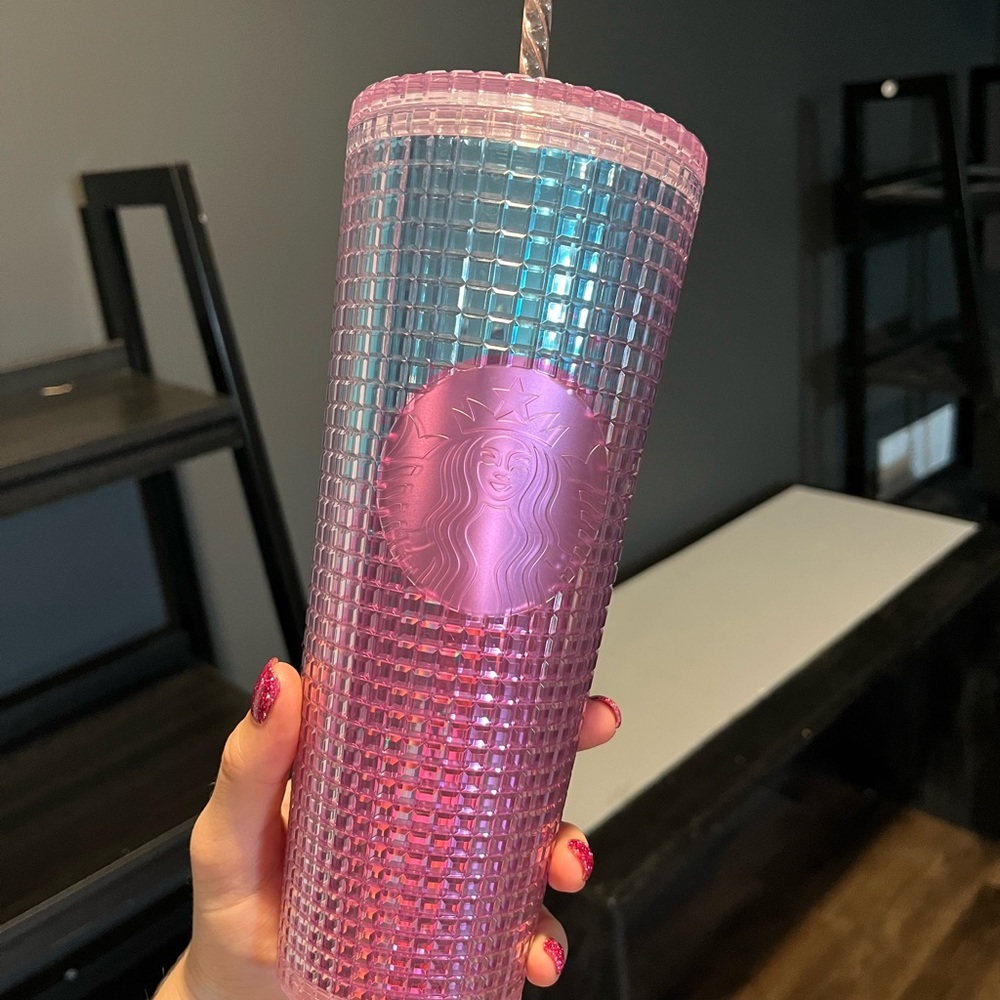 pink & blue starbucks cup